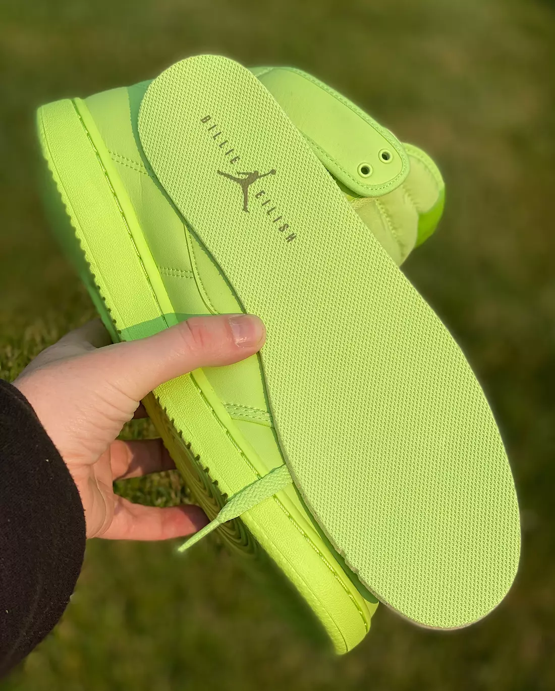 Billie Eilish Air Jordan 1 KO DN2857-330 Шығарылым күні