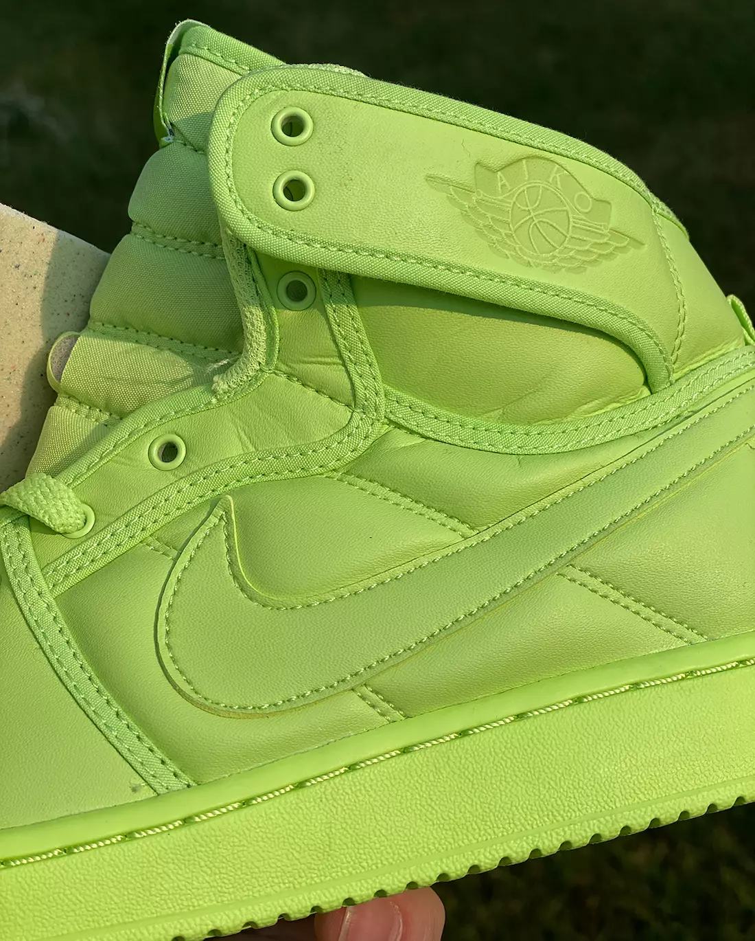 Billie Eilish Air Jordan 1 KO DN2857-330 Útgáfudagur