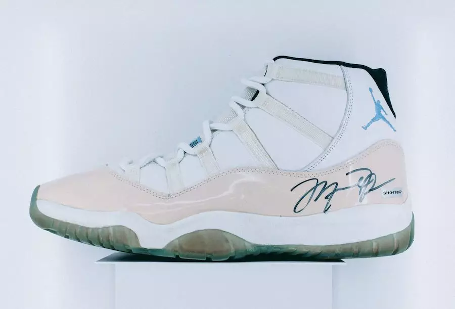 Air Jordan 11 Columbia түпнұсқасы