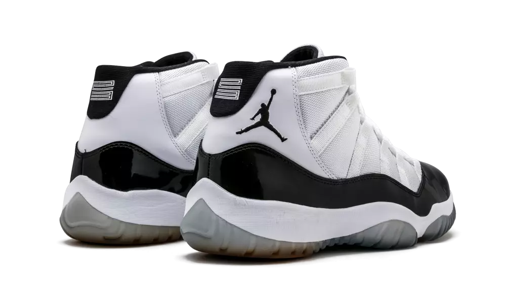 Aer Jordan 11 Retro Concord