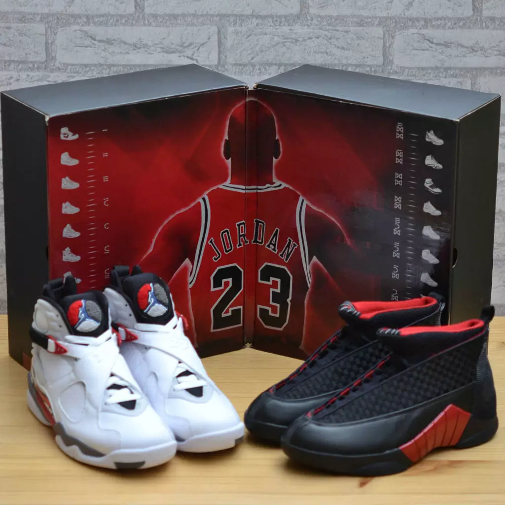 Air Jordan atpakaļskaitīšanas pakotne 8 15