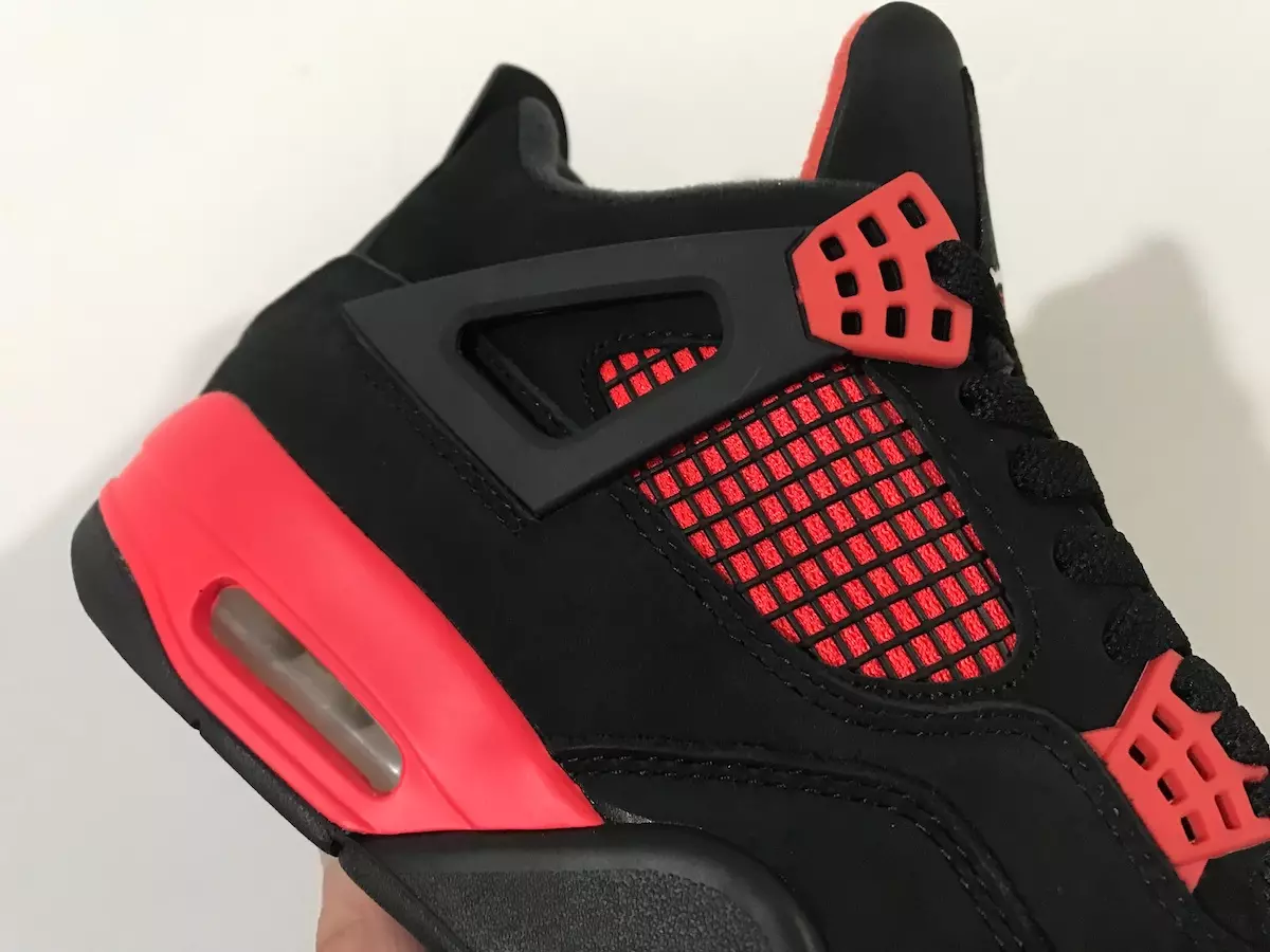 Дата на издаване на Air Jordan 4 Red Thunder