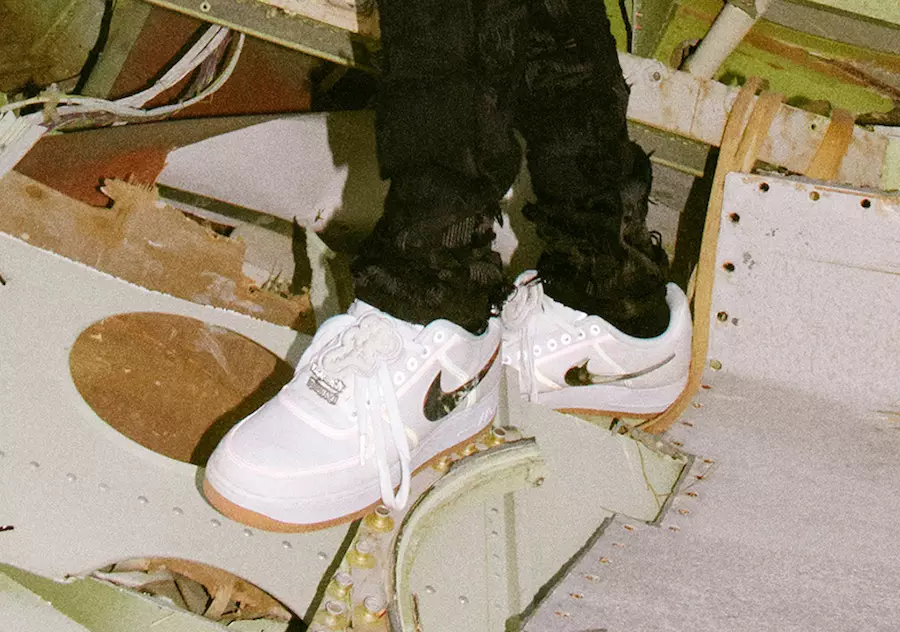 Трэвис Скотт Nike Air Force 1 AF100