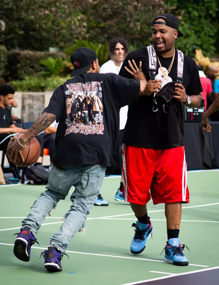 Travis Scott Air Jordan 4 Purple Suede OG Chase B á fæti