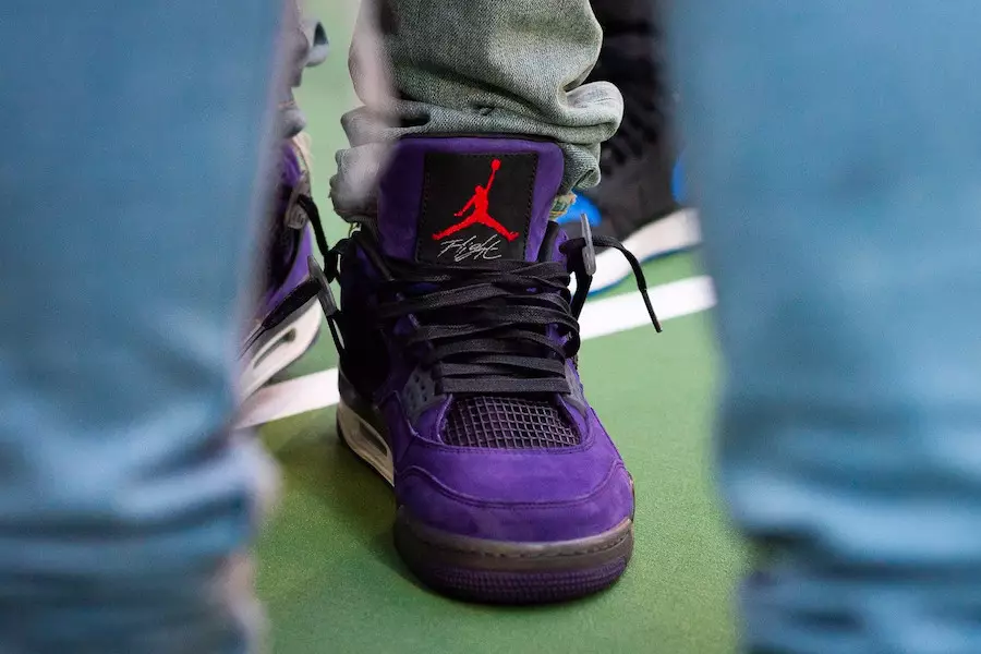 Língua de camurça roxa Travis Scott Air Jordan 4