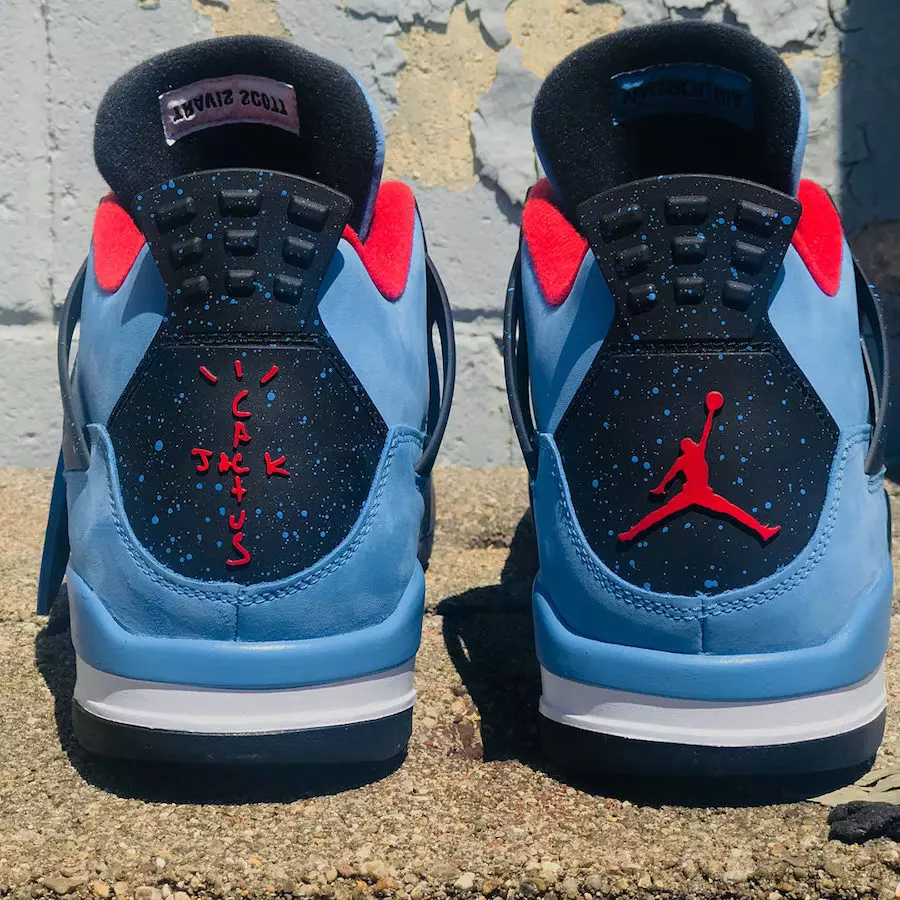 Travis Scott Air Jordan 4 ヒール