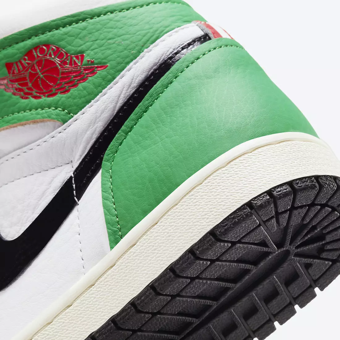 Giá ngày phát hành Air Jordan 1 Lucky Green DB4612-300