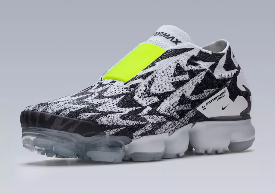 Akronym Nike VaporMax AQ0996-001