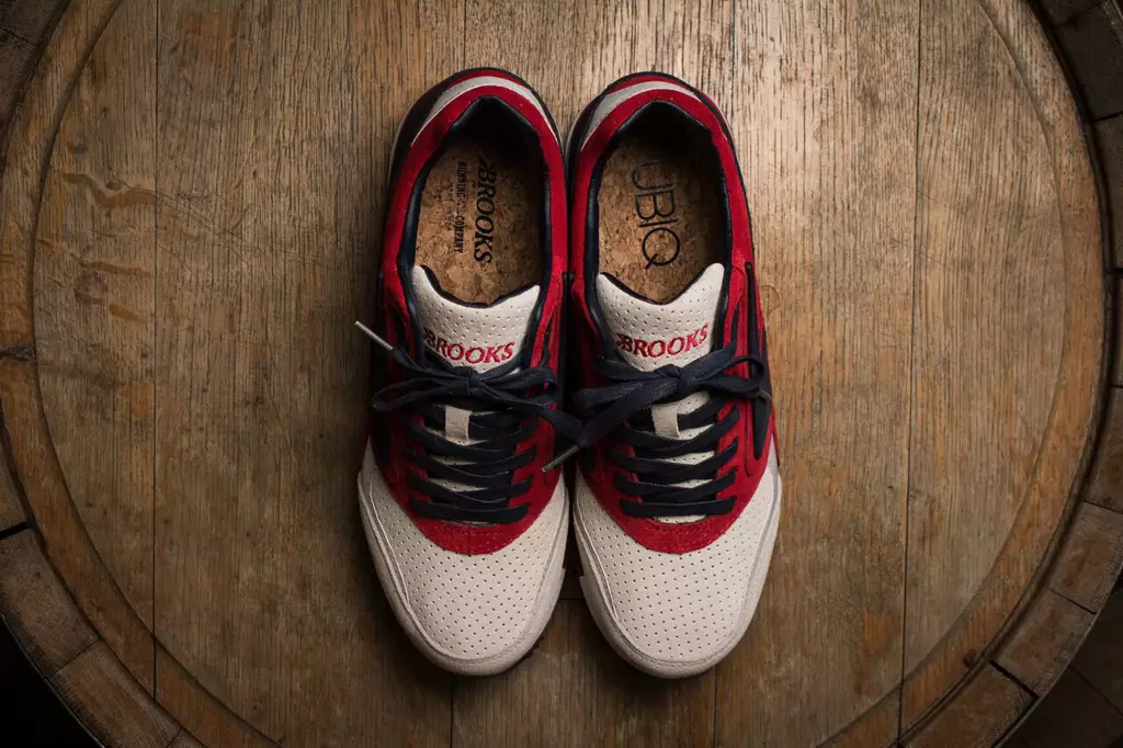 UBIQ x Brooks Fusion Wine Data di uscita sabato 11 luglio in esclusiva su UBIQ per $ 125