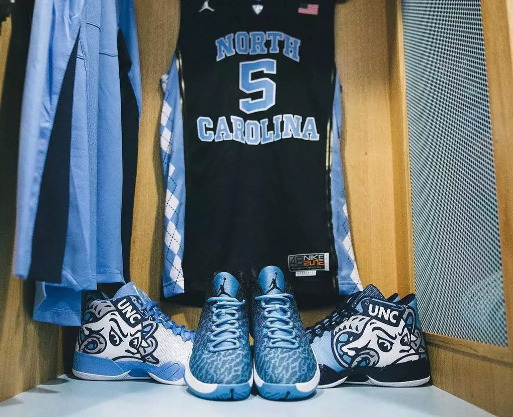 Air Jordan XX9 UNC Tar Heels