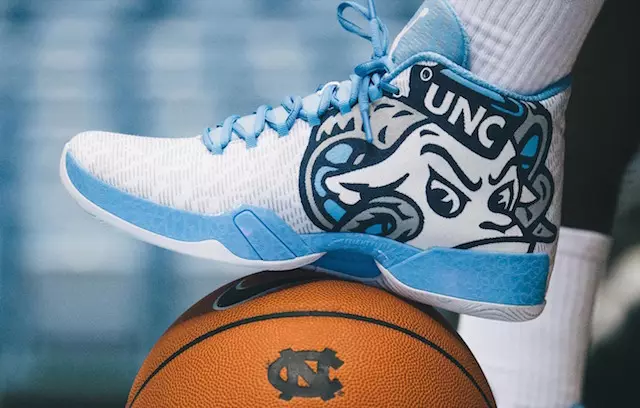 Aer Jordan XX9 Mascot UNC PE