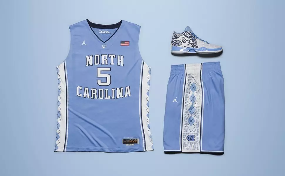 Aer Jordan XX9 Mascot UNC PE