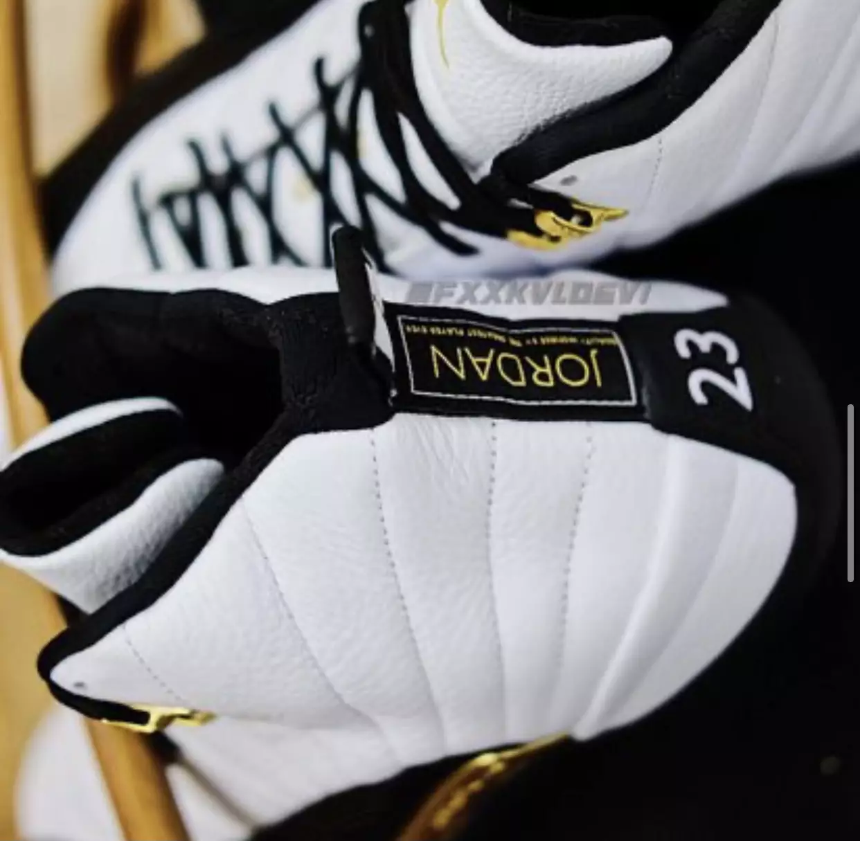 Air Jordan 12 Royalty White Black Gold CT8013-170 გამოშვების თარიღი