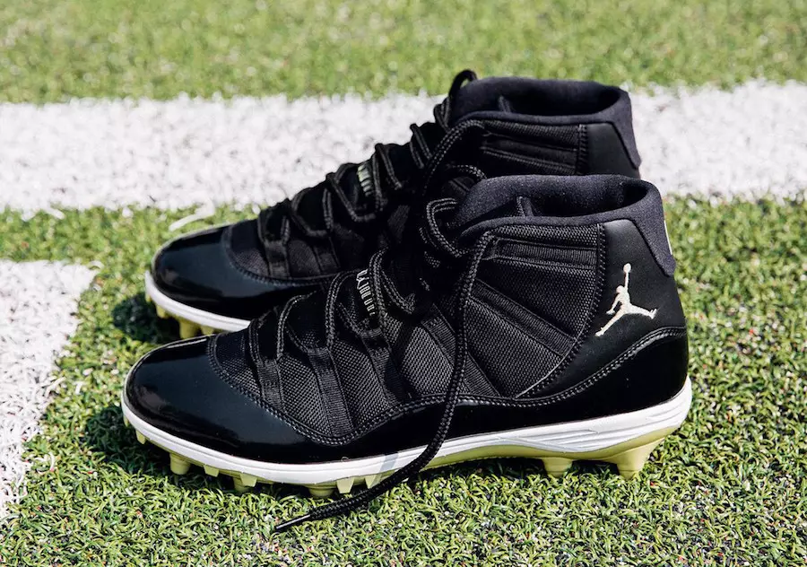 Jordan Brand NFL Jumpman לאָגאָ קלאַץ