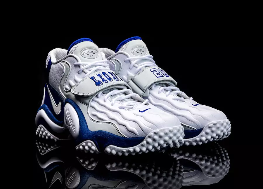 Barry Sanders 'on-field-bidrag hedret på siste Nike Air Zoom Turf Jet 97