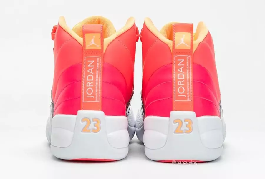 Giá ngày phát hành của Air Jordan 12 GS Hot Punch 510815-601