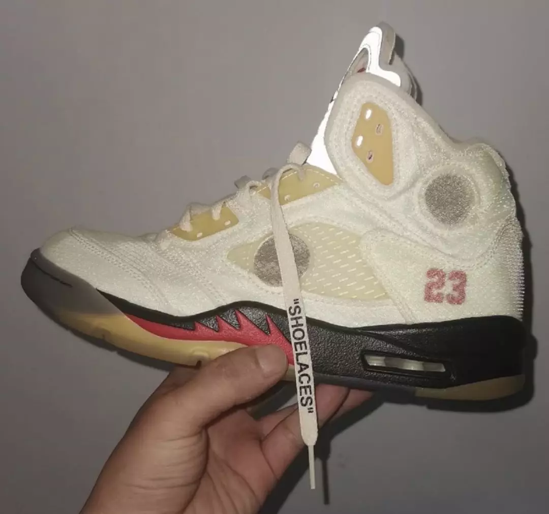 Off-White Air Jordan 5 Sail Fire Red تاريخ الإصدار