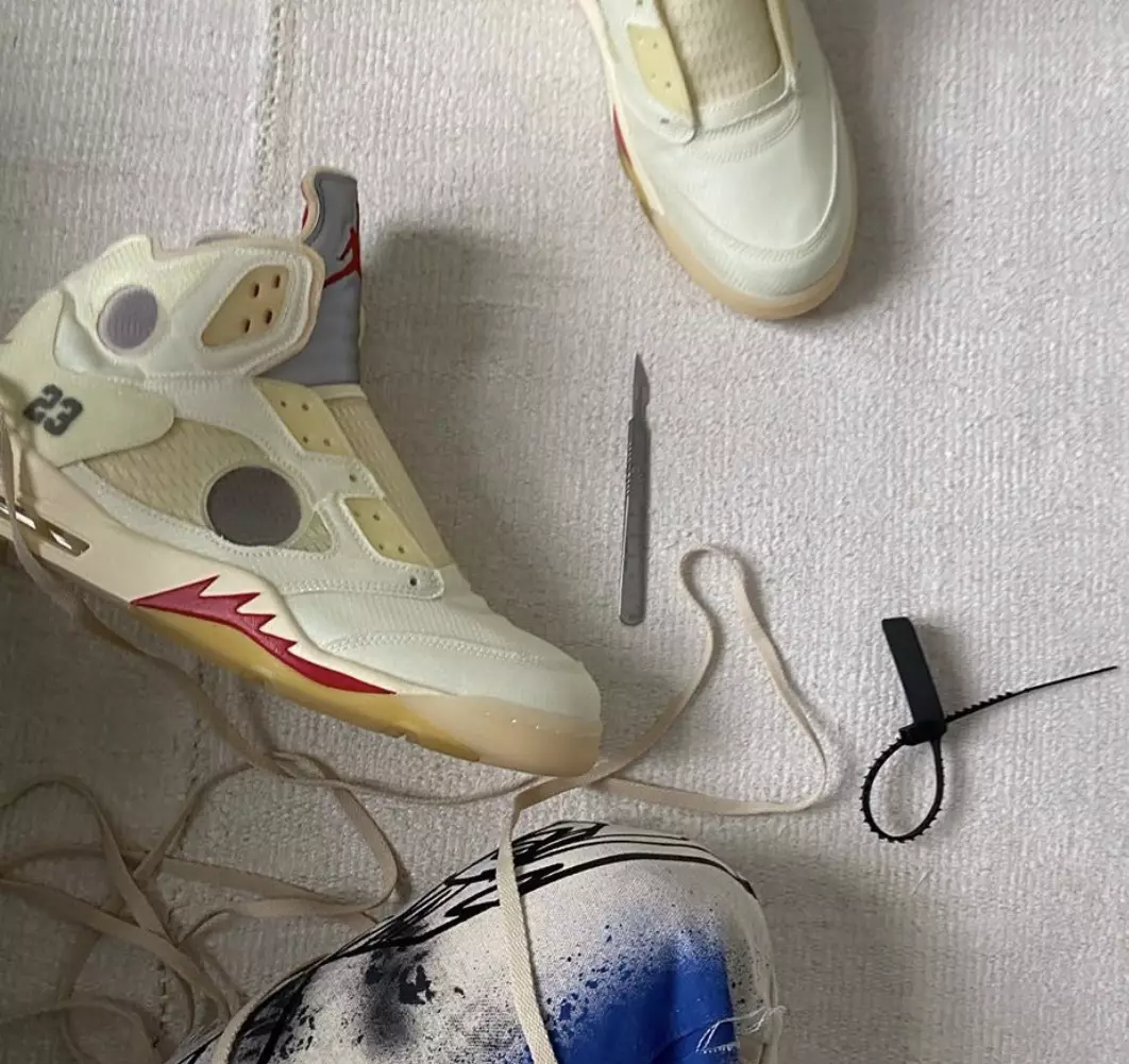 Off-White Air Jordan 5 Sail Red Silver CT8480-100 Санаи озод