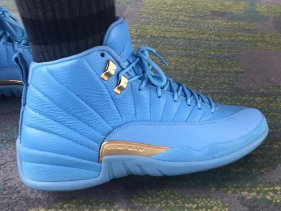 طلای متالیک آبی دانشگاه Air Jordan 12