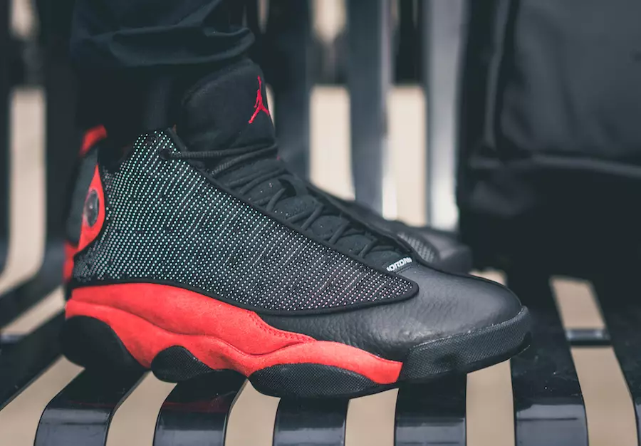 Air Jordan 13 Bred 2017 Retro Ayaqda