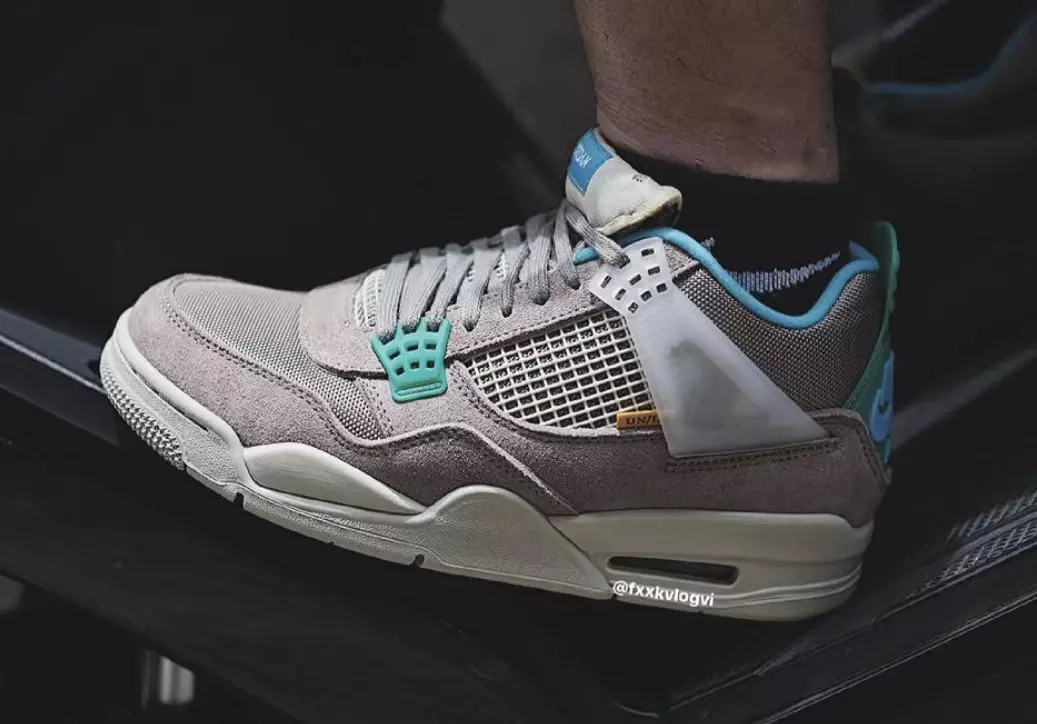 Union x Air Jordan 4 Taupe Haze DJ5718-242 Išleidimo data ant kojų