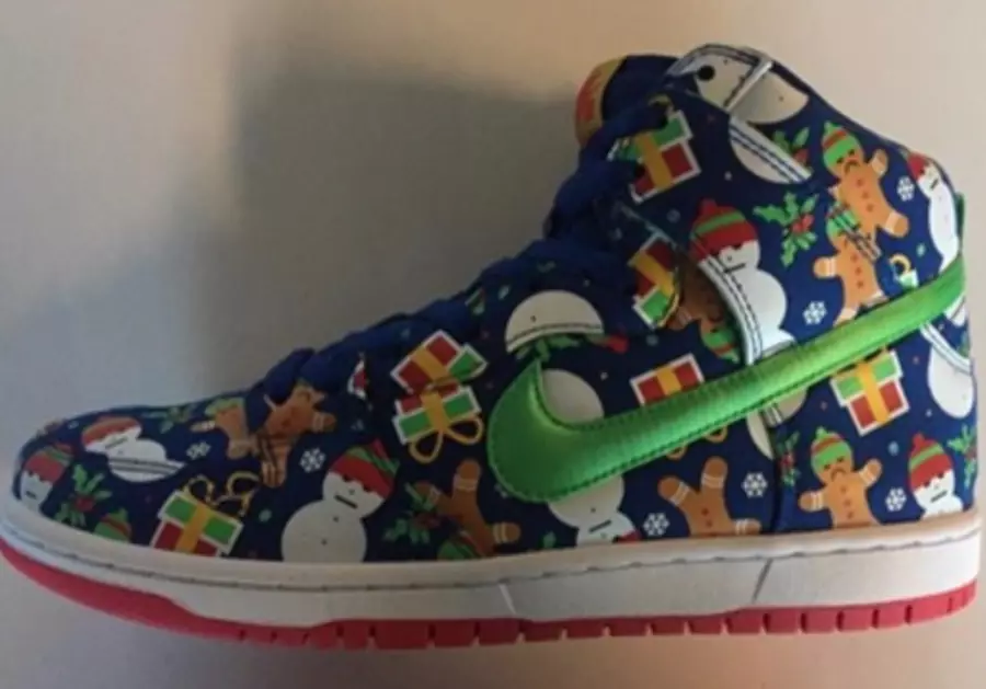 Концепти Nike SB Dunk High Ugly Божиќен џемпер