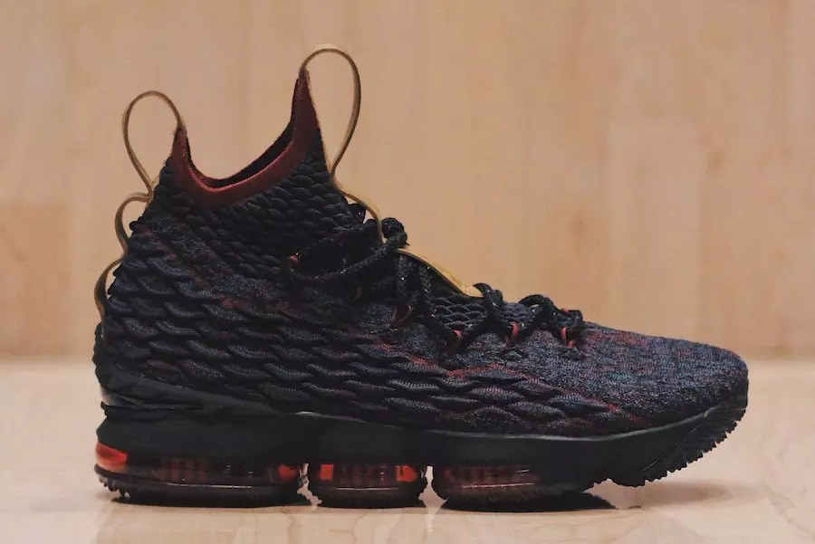 A Nike LeBron 15 New Heights megjelenési dátuma