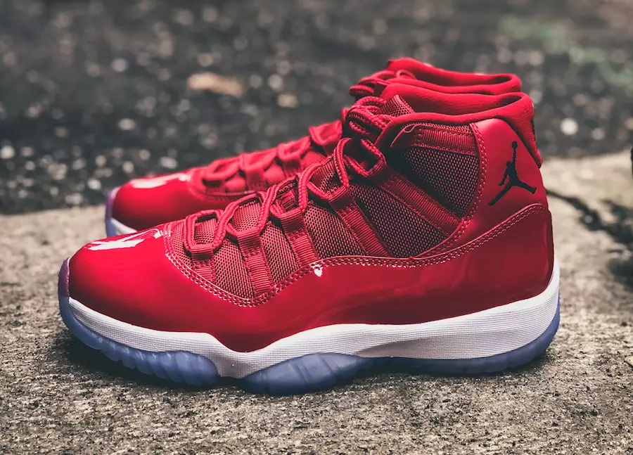 Air Jordan 11, 96 Gibi Kazandı Chicago Red