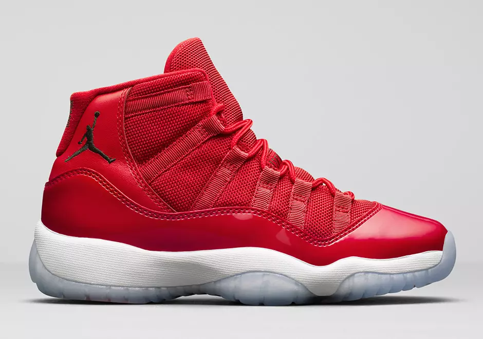 Air Jordan 11 Menang Seperti 96 Chicago 378037-623