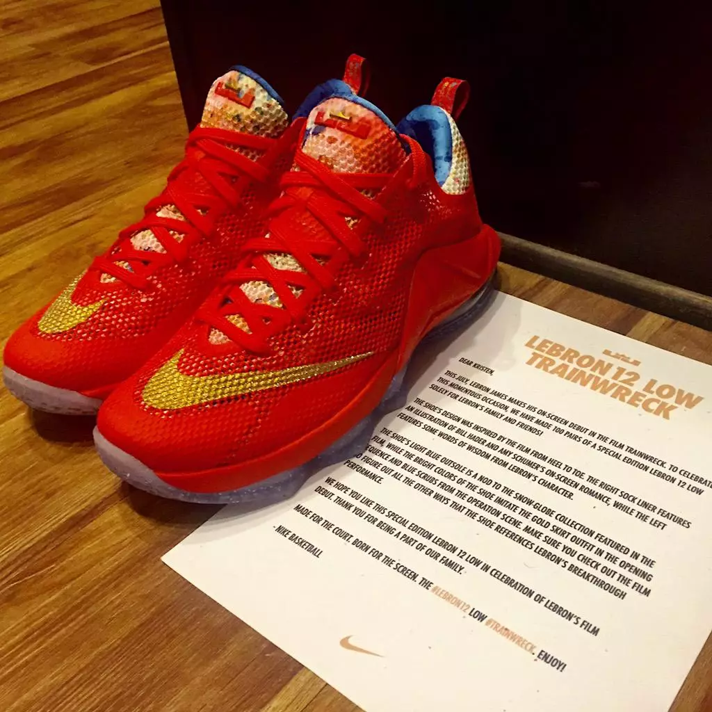 Nike LeBron 12 Поезди паст