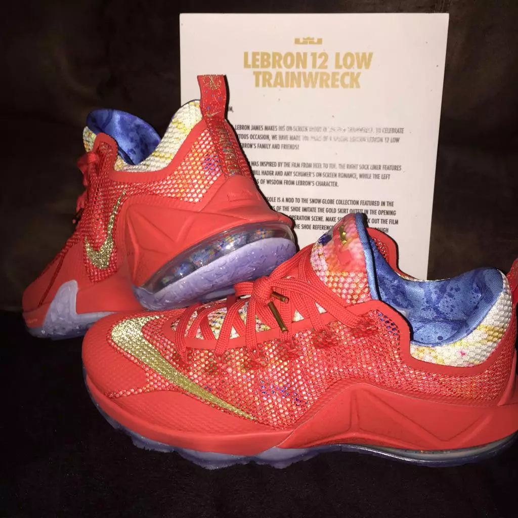 Nike LeBron 12 төмен пойыз апаты