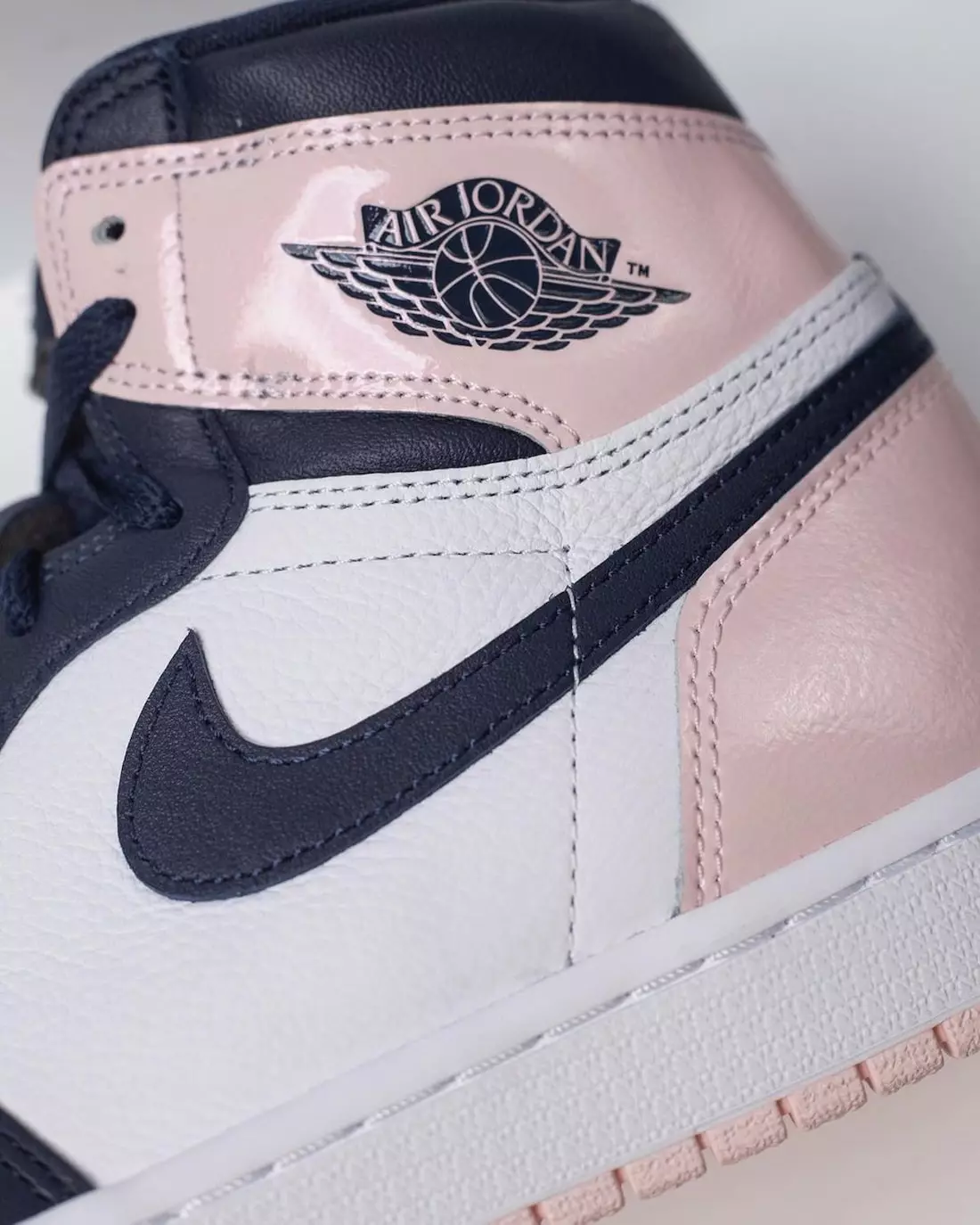 Air Jordan 1 Atmosphere Bubble Gum DD9335-641 Julkaisupäivä