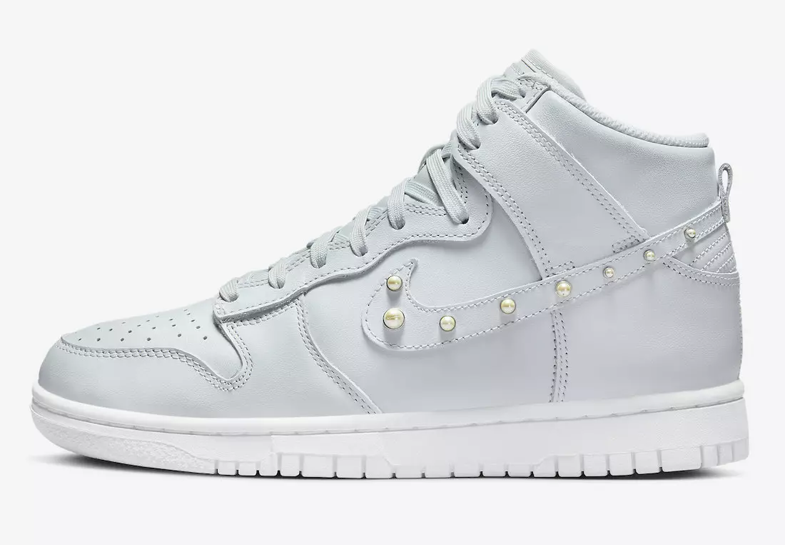 Дата выпуску Nike Dunk High Pearl DR5488-001