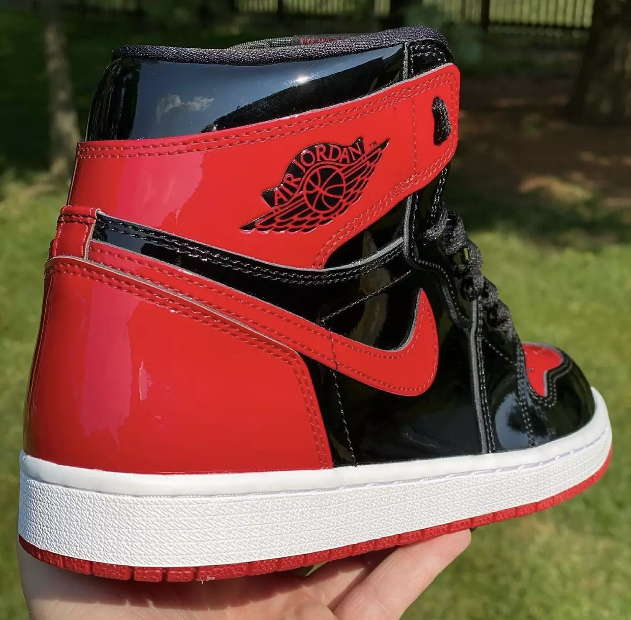 Air Jordan 1 פּאַטענט ברעד 555088-063 מעלדונג טאָג