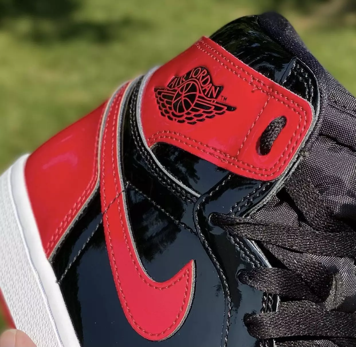 Air Jordan 1 Póraítear Paitinne 555088-063 Dáta Eisiúna