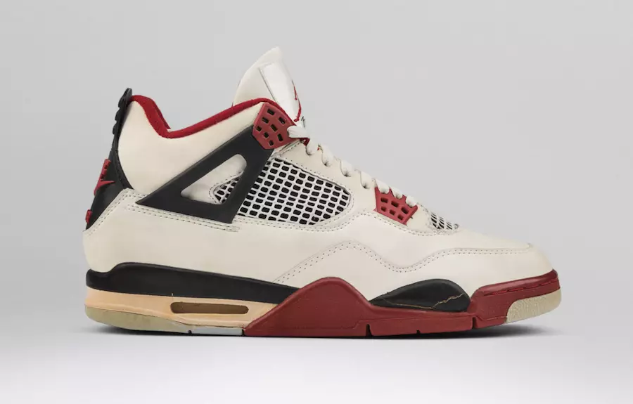 Air Jordan 4 OG Fire Red DC7770-160 2020 Releasedatum