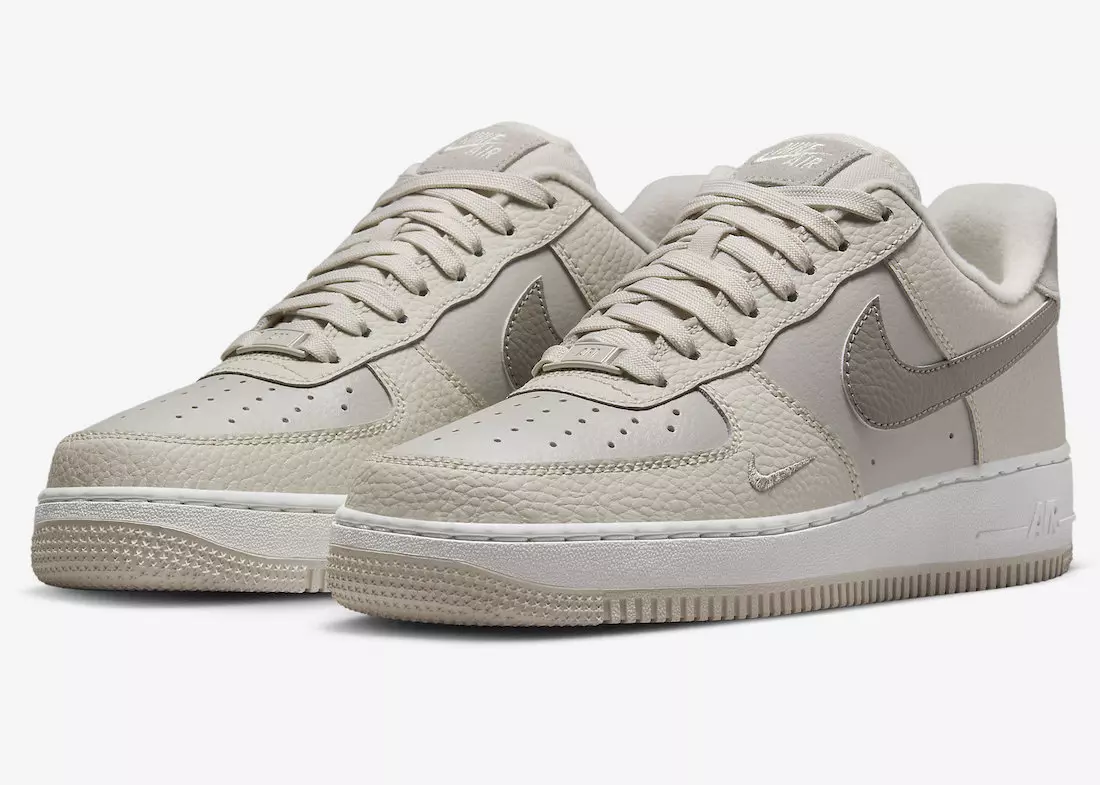 Nike používa na tomto Air Force 1 tumblednú kožu