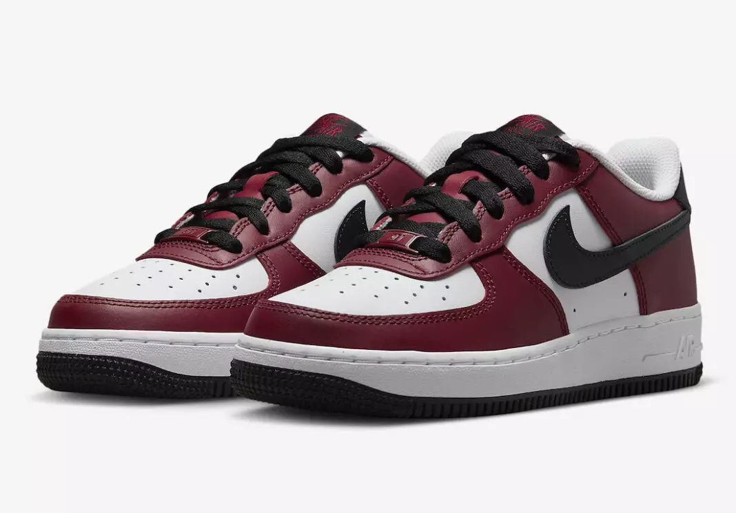 Data e publikimit të Nike Air Force 1 GS Team Red FD0300-600