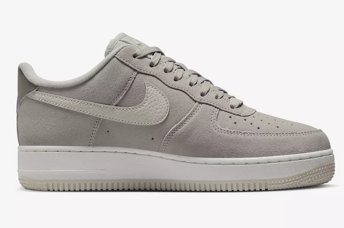 Nike Air Force 1 Low Grey Suede FB8826-001 تاريخ الإصدار