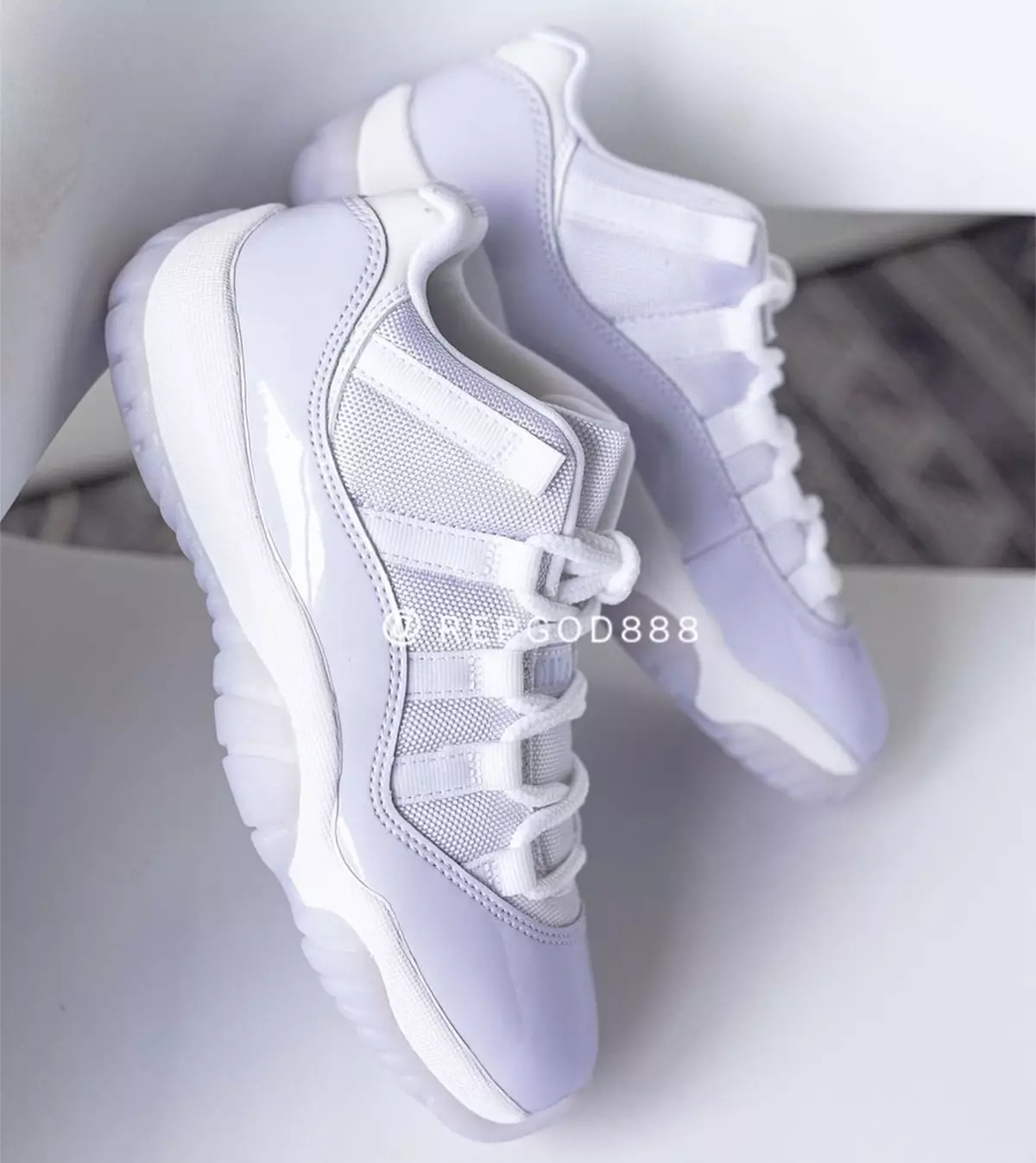 Dames Air Jordan 11 Low Pure Violet AH7860-101 Releasedatum