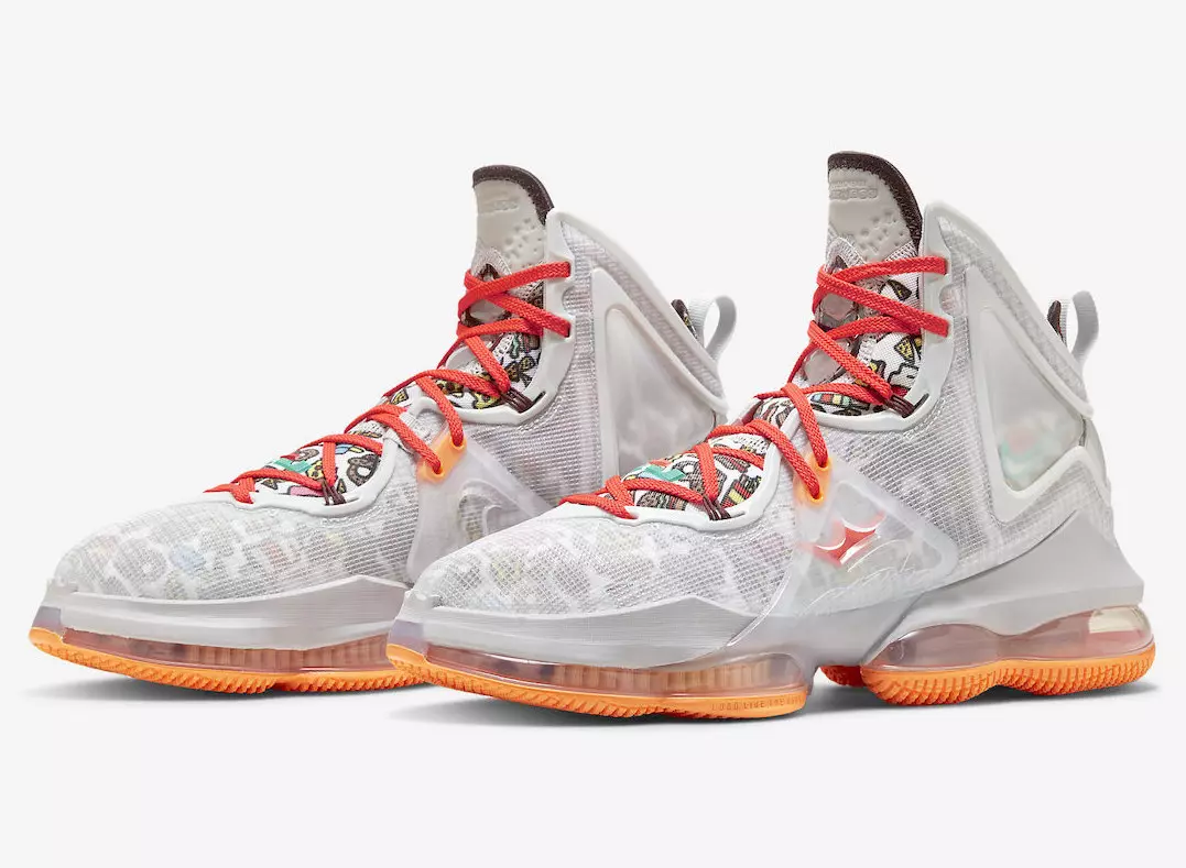 Nike LeBron 19 bedekt met junkfood