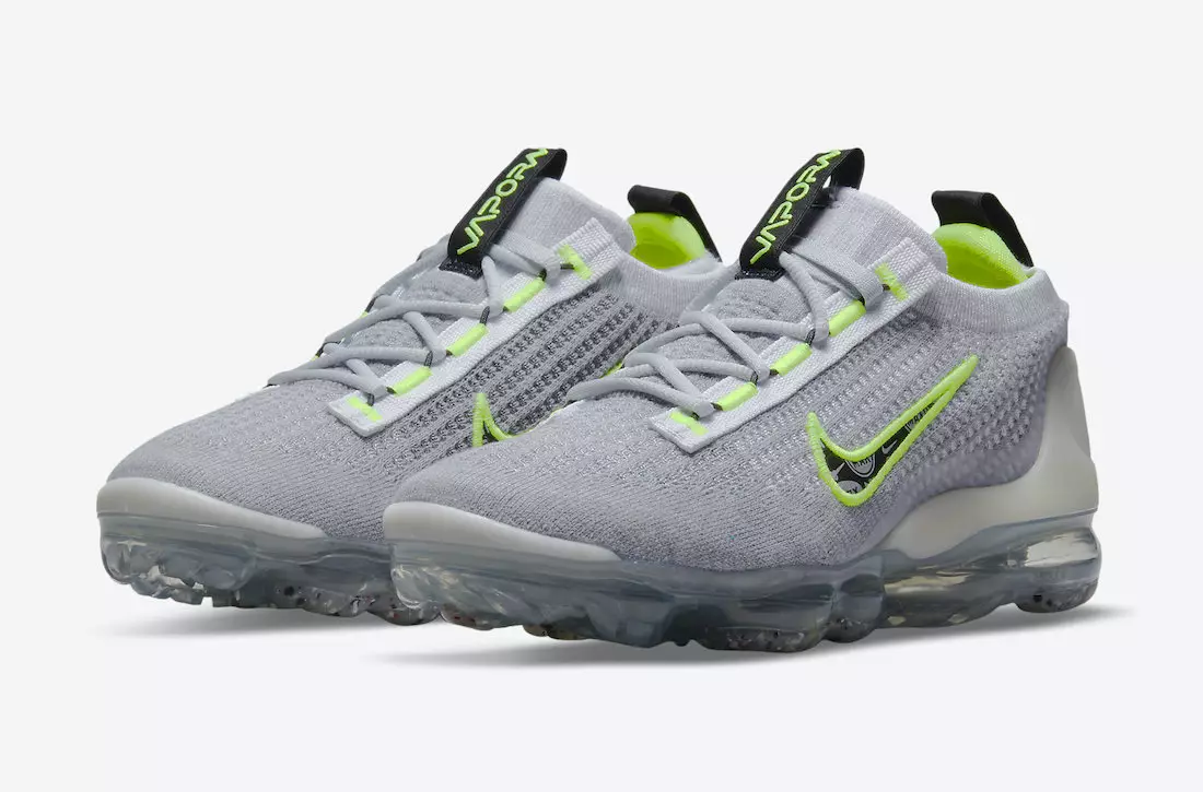 Nike Air VaporMax 2021 Uşaqlar üçün Swoosh-a Əlavə Loqolarla