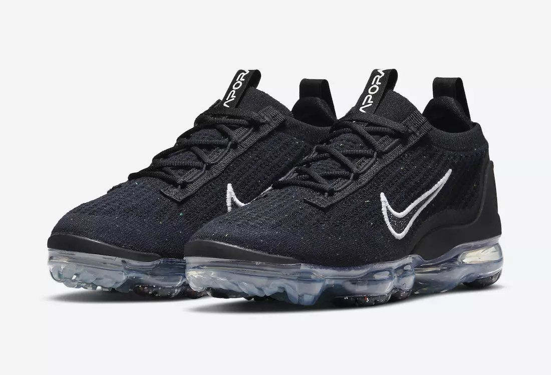 Nike Air VaporMax 2021 in zwart wordt geleverd met gekleurde stippen