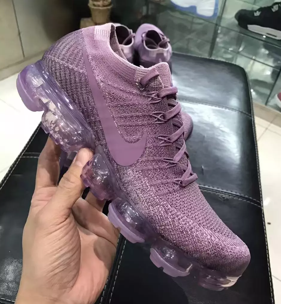 Nike Air VaporMax күлгін