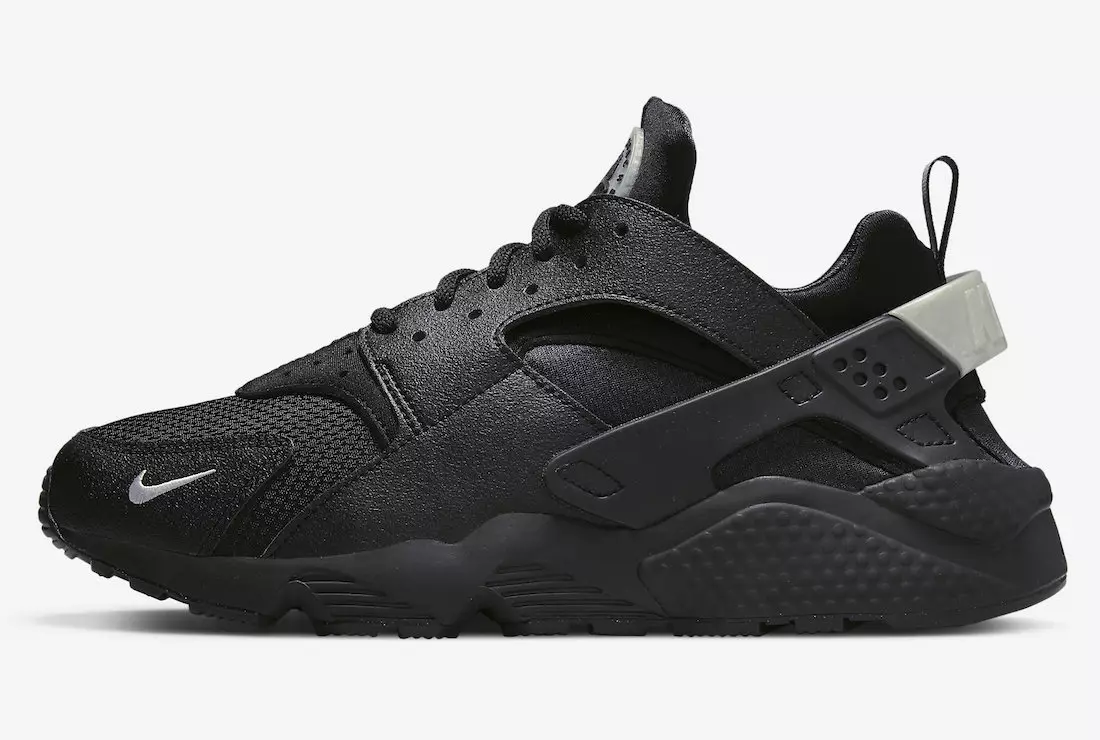 Nike Air Huarache Black DX8968-001 Julkaisupäivä