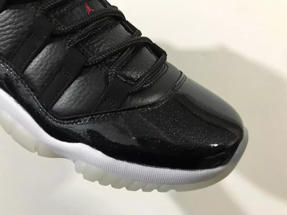 Air Jordan 11 Low 72-10 AV2187-001 Data di rilascio In mano