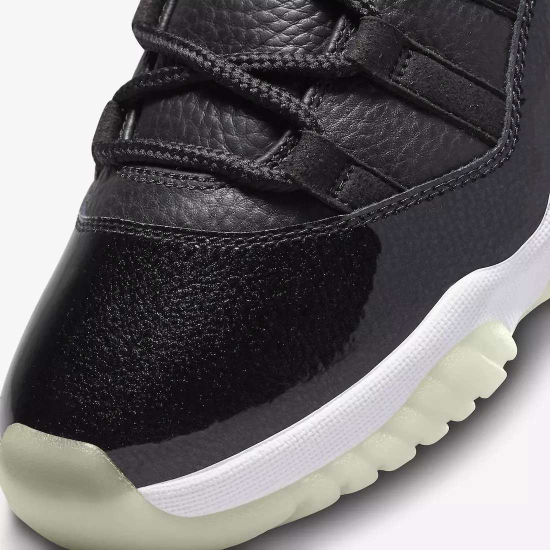 Air Jordan 11 Íseal 72-10 AV2187-001 Dáta Eisiúna Praghas