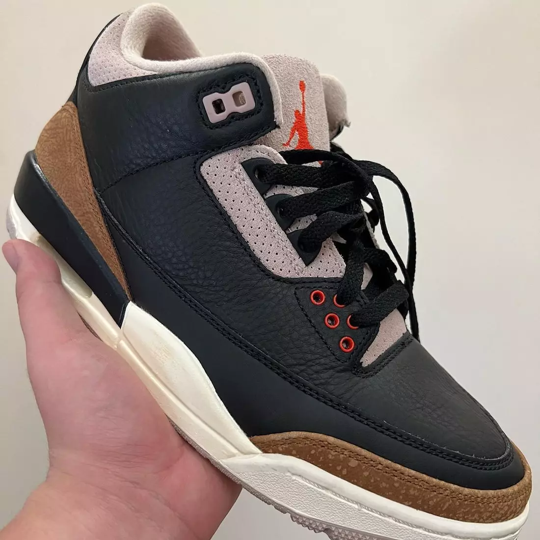 Air Jordan 3 Desert Elephant CT8532-008 Julkaisupäivä