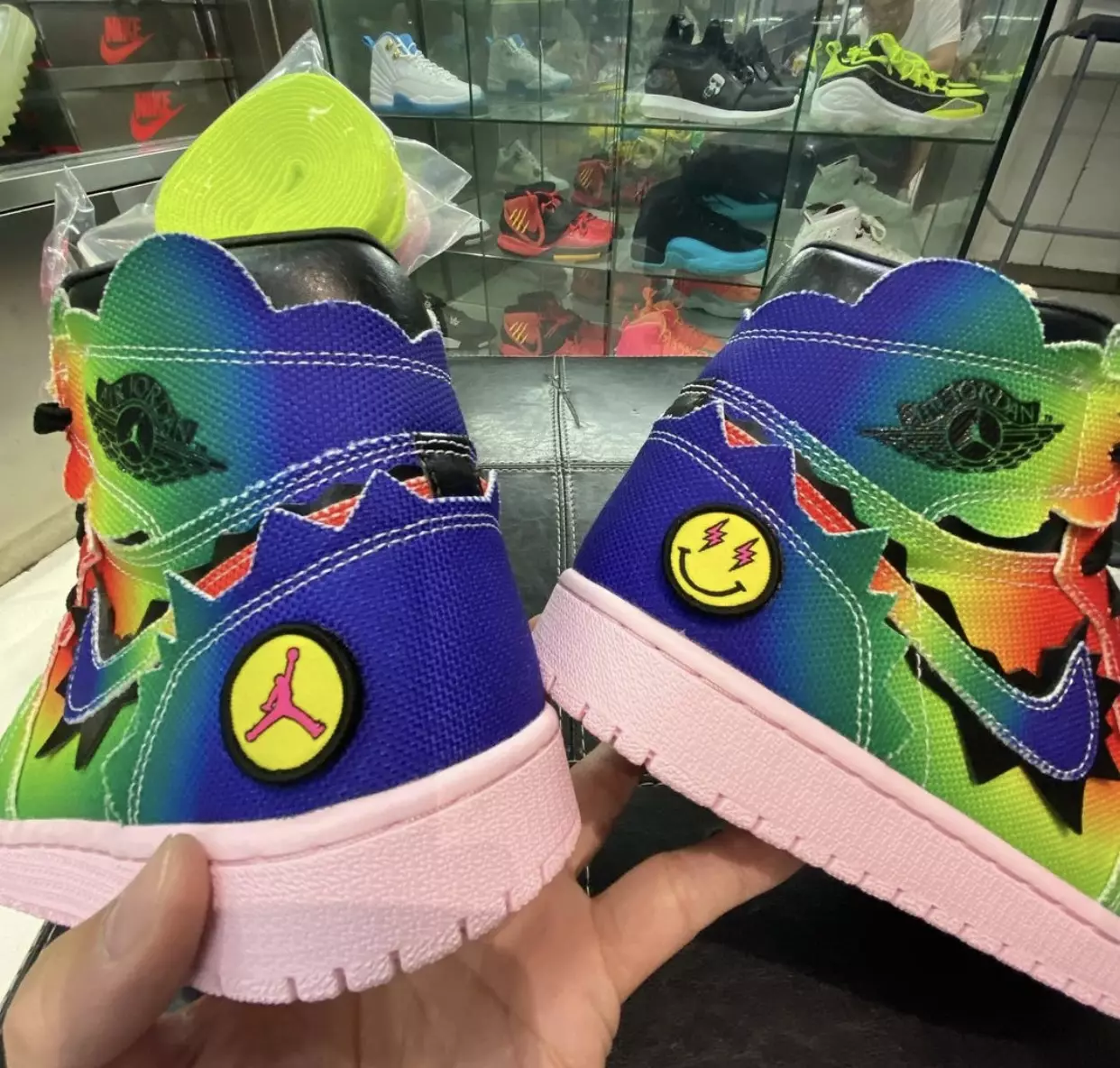 J Balvin Air Jordan 1 High DC3481-900 Датум на издавање