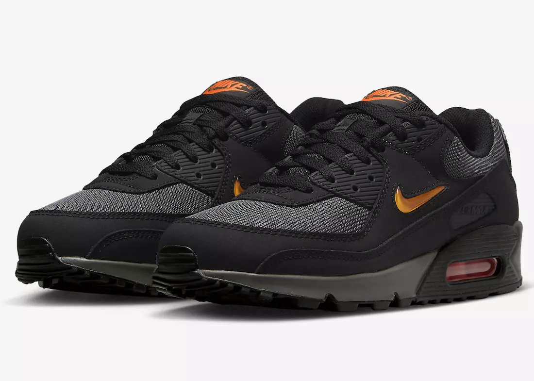 Jewel Nike Air Max 90 shfaqet në të zezë dhe portokalli